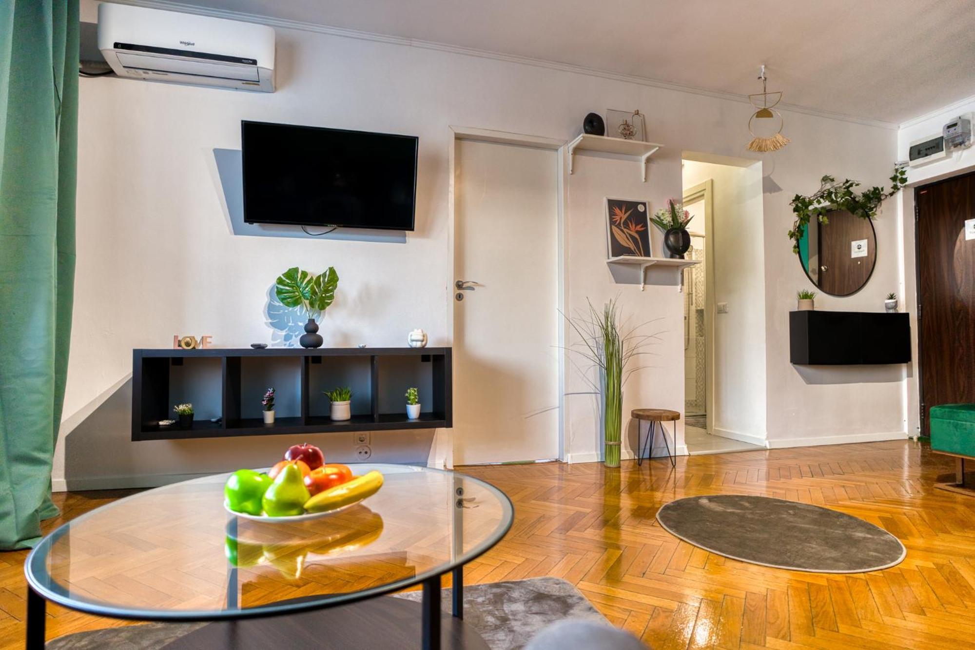 Hacienda Royal Palace - Central Designer Apartment بوخارست المظهر الخارجي الصورة